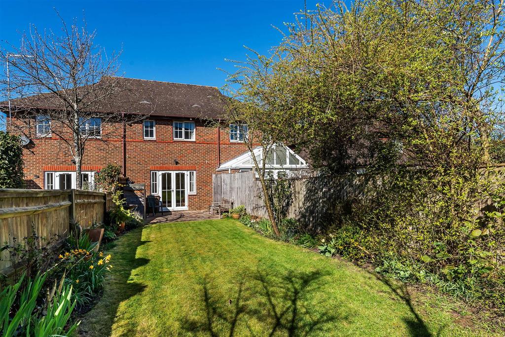 9-Gayton-Close-24.jpg