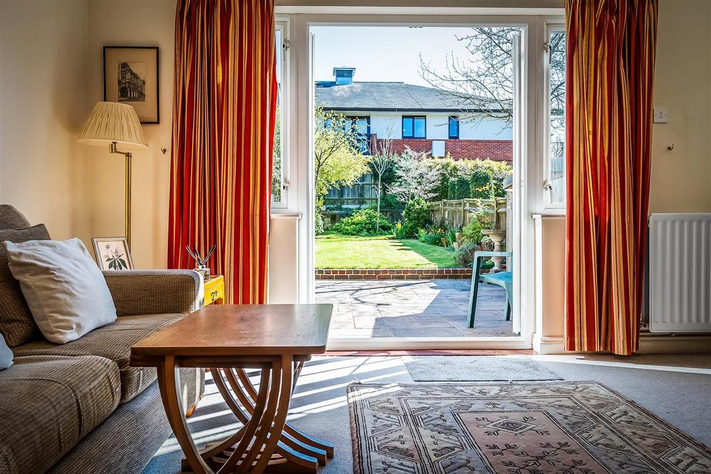 9-Gayton-Close-10.jpg