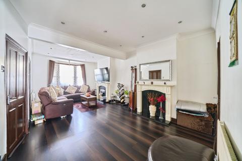 3 bedroom terraced house for sale, Studley Road, London, E7