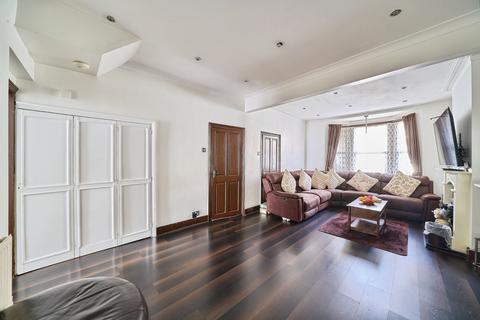 3 bedroom terraced house for sale, Studley Road, London, E7