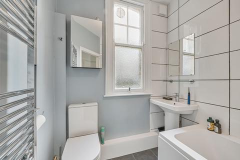 3 bedroom maisonette for sale, Lyham Road, Brixton, London, SW2