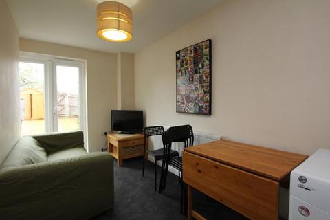5 bedroom end of terrace house to rent, Eden Grove, Bristol BS7
