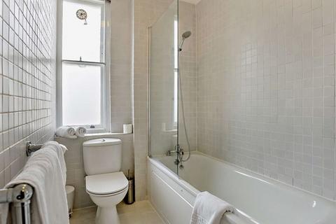 Studio to rent,  39 Hill Street,  London W1J