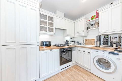 2 bedroom flat to rent, Rotherhithe Street, London SE16