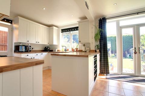 4 bedroom detached house for sale, Station Street, Chatteris