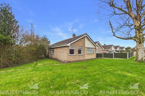 2 bedroom detached bungalow for sale, Dickan Gardens , Armthorpe