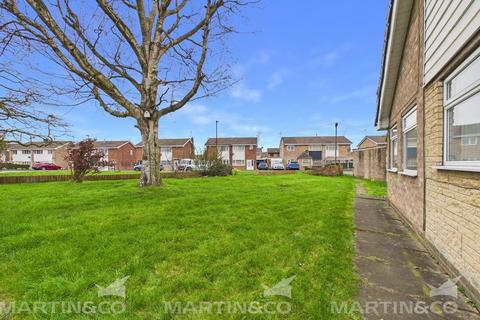 2 bedroom detached bungalow for sale, Dickan Gardens , Armthorpe