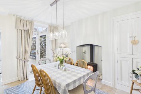 3 bedroom end of terrace house for sale, 4 Oldfield Road, Windermere, LA23 2AZ