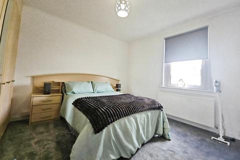 2 bedroom apartment to rent, Latta Crescent, Cumnock KA18