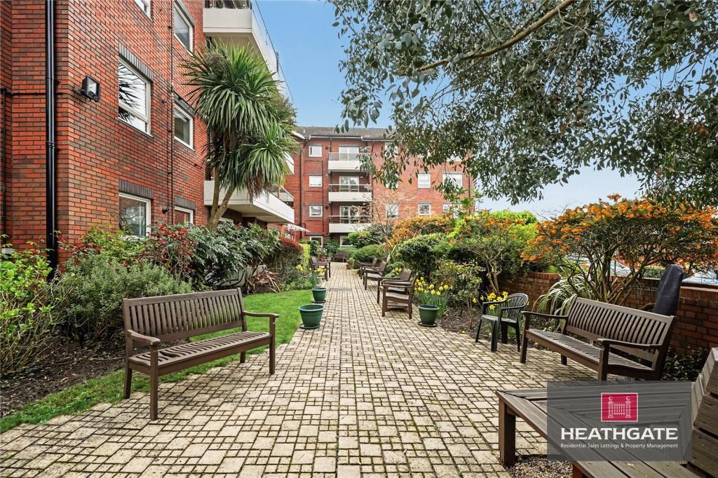 Heathside-finchley-road-nw11