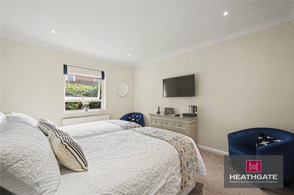 Heathside-finchley-road-golders-green-nw11