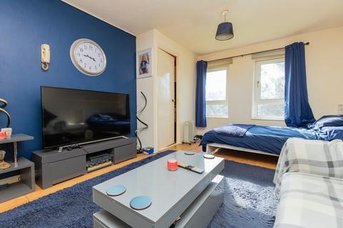 undefined, Princes Gate, Rutherglen G73