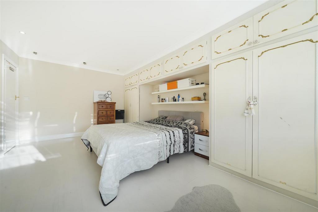 234 Watford Road - Ron VSc Dw CYGj7w7y9h55.jpg