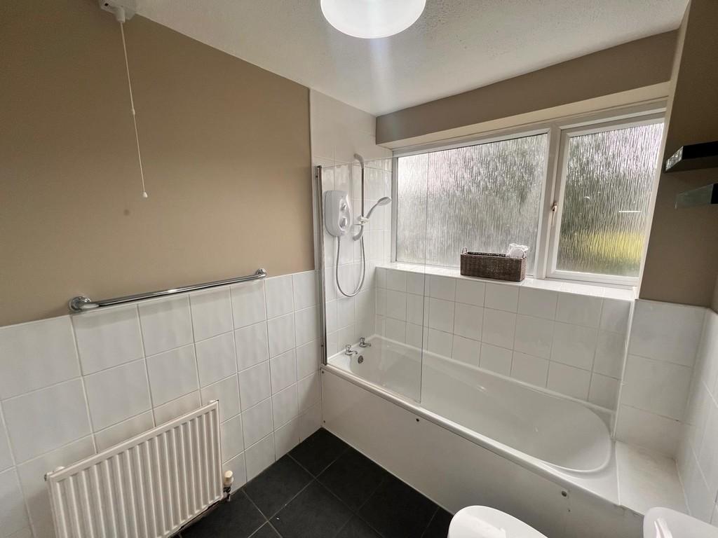Bathroom.jpg x1