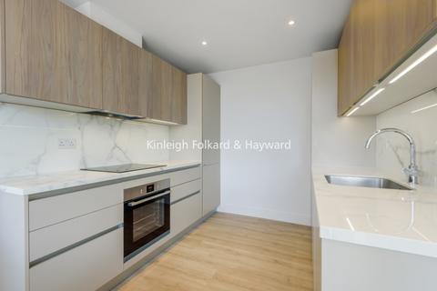 2 bedroom flat to rent, 3 Dog Kennel Hill, London, SE22