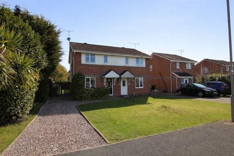 3 bedroom semi-detached house for sale, Avonlea Close, Saltney