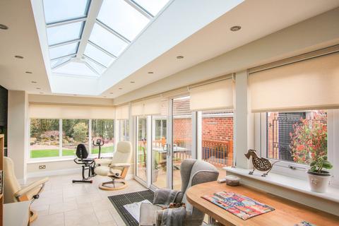 3 bedroom detached bungalow for sale, Mayfield Road, Blacon