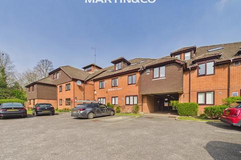 undefined, Willow Court, Reading Road