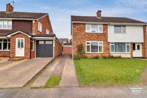 undefined, Fairford Gardens, Burntwood, WS7 0EP - No Upward Chain