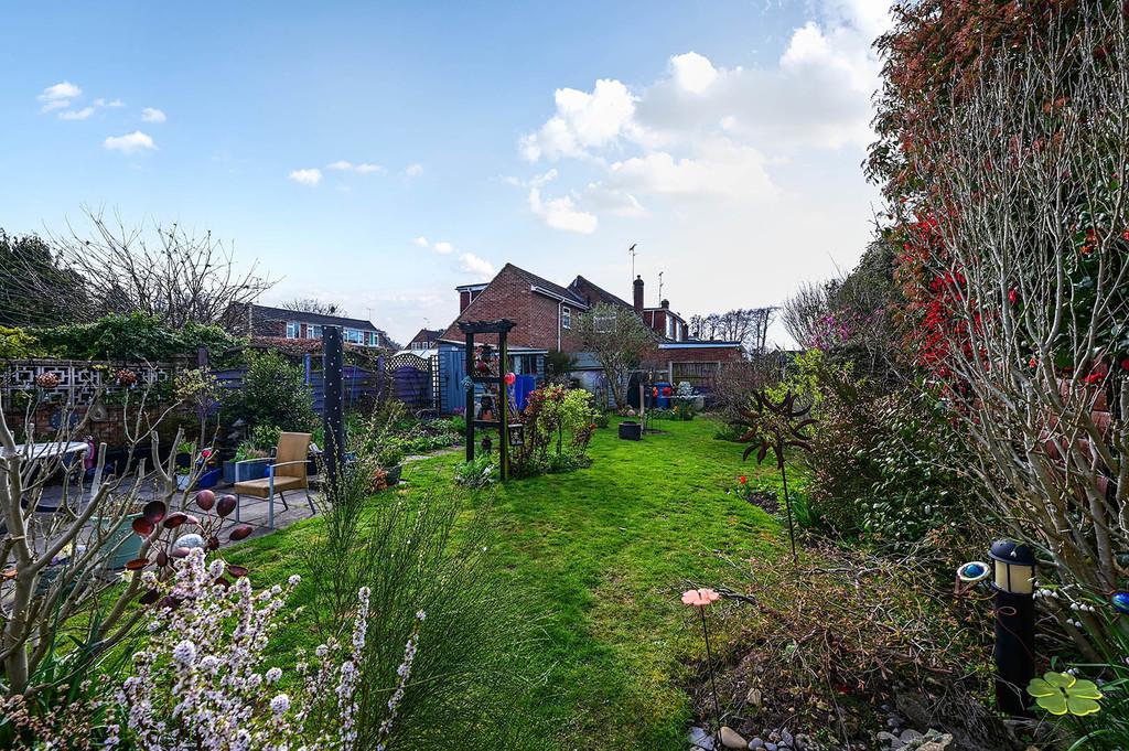 33-Frogmore-Park-Drive (2)