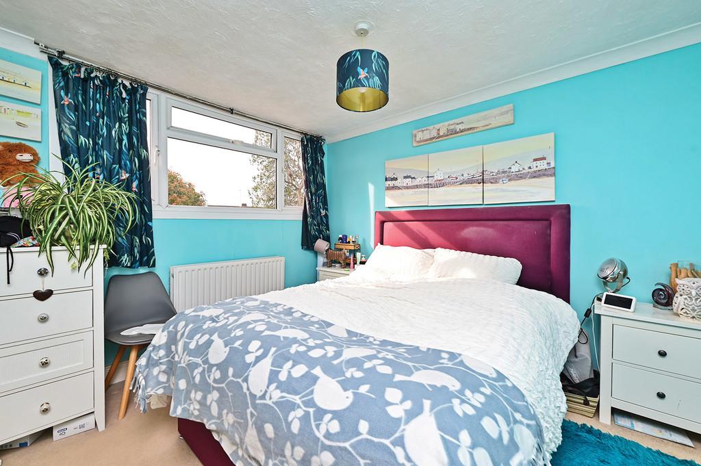 33-Frogmore-Park-Drive (5)