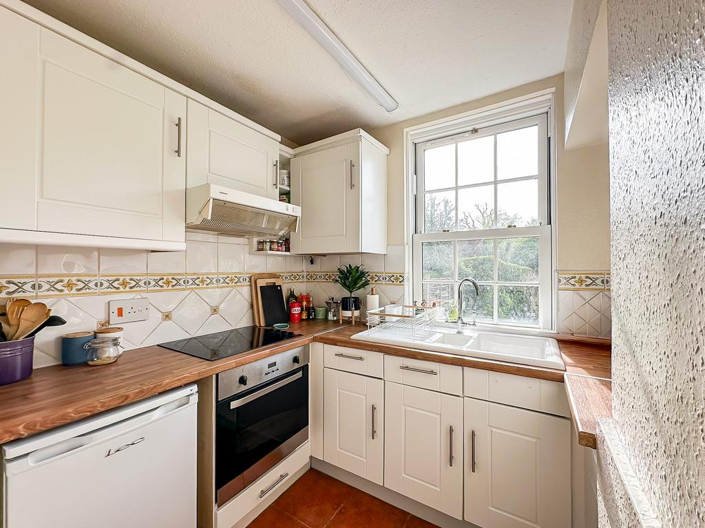 Kitchen (2)