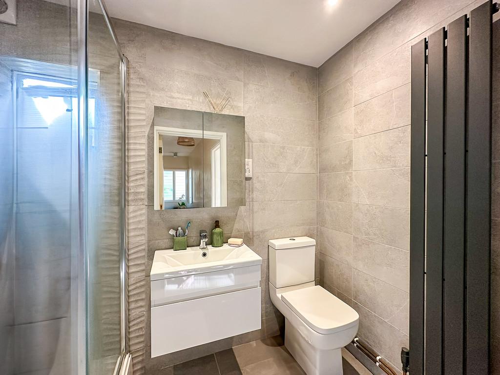 Shower Room (1)