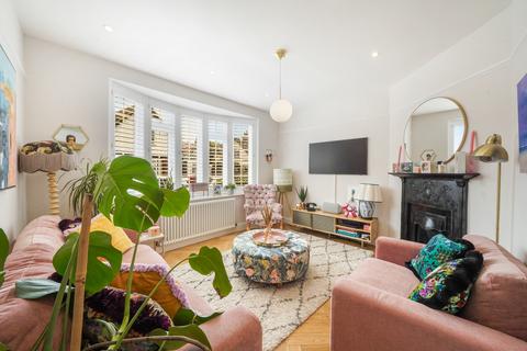 undefined, Pinner, Greater London HA5