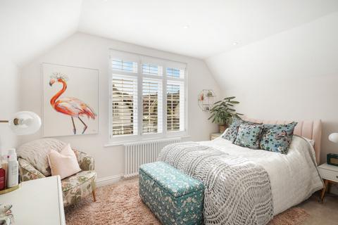 undefined, Pinner, Greater London HA5