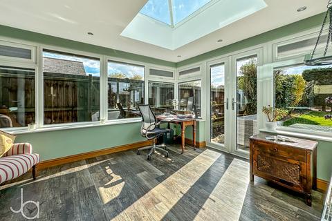 4 bedroom detached house for sale, Straight Road, Colchester