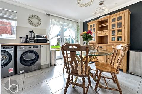 4 bedroom detached house for sale, Butterfly Trail, Stanway
