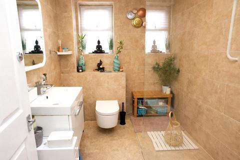 1 bedroom apartment to rent, Station Road, New Barnet, EN5