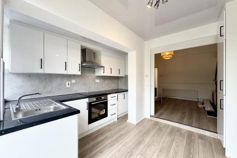 1 bedroom apartment to rent, Galveston Road, London SW15