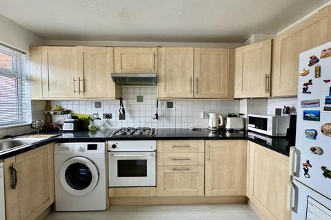 2 bedroom terraced house for sale, Springfield Road, Luton LU3