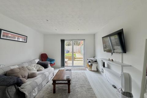 2 bedroom terraced house for sale, Springfield Road, Luton LU3