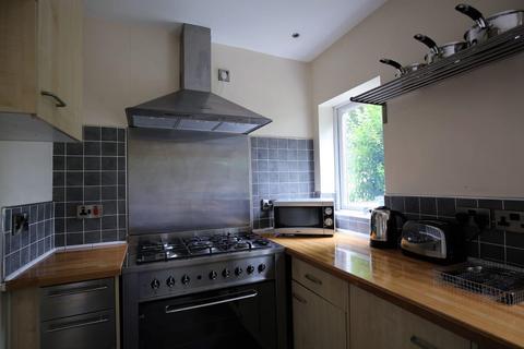 2 bedroom house to rent, Olton Avenue, Beeston, Nottingham