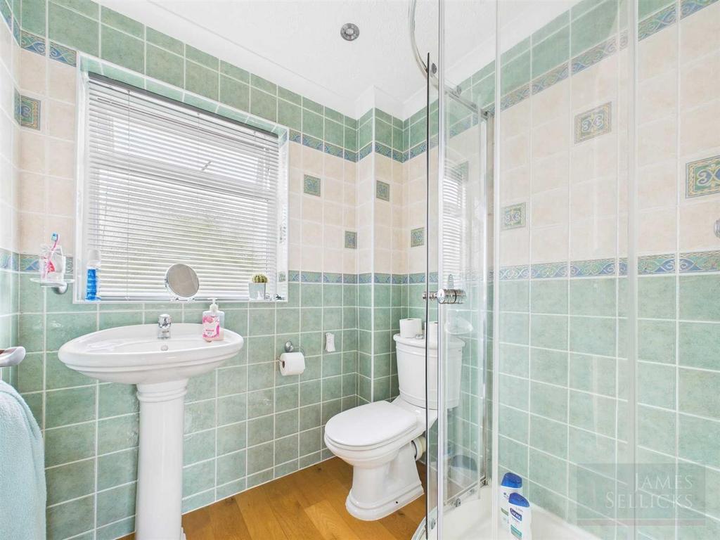 First Floor Bathroom
