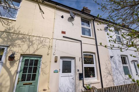2 bedroom terraced house for sale, Victoria Road, Edenbridge TN8