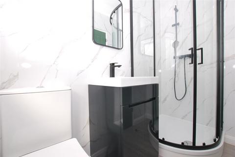 undefined, Woodside Road, Guildford, Surrey, GU2