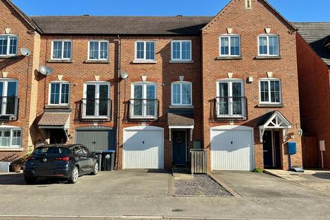 4 bedroom townhouse for sale, Foxwood Drive, Binley Woods, Coventry, CV3 2SP
