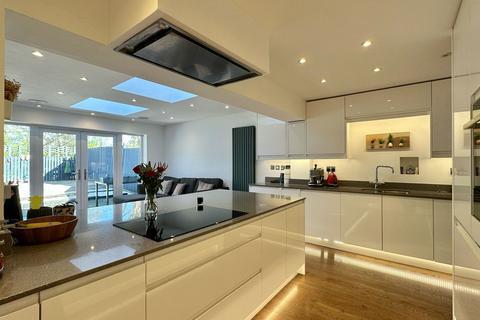 4 bedroom townhouse for sale, Foxwood Drive, Binley Woods, Coventry, CV3 2SP