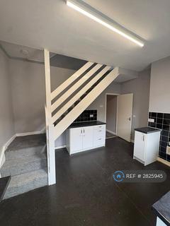 2 bedroom terraced house to rent, Armstrong St, Bolton, BL6