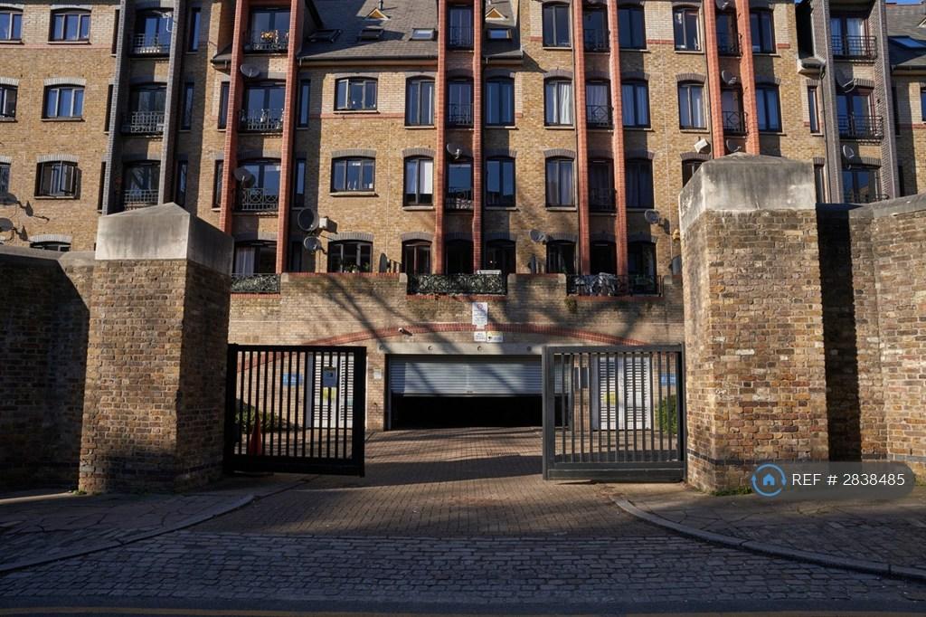 Communal Grounds