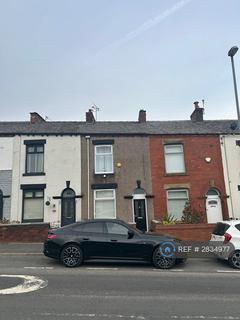 2 bedroom terraced house to rent, Rochdale Road, Oldham, OL2