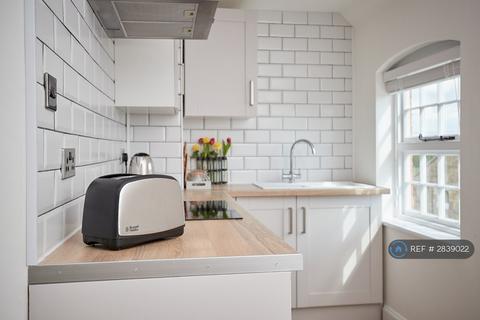 undefined, Kemerton, Tewkesbury, GL20