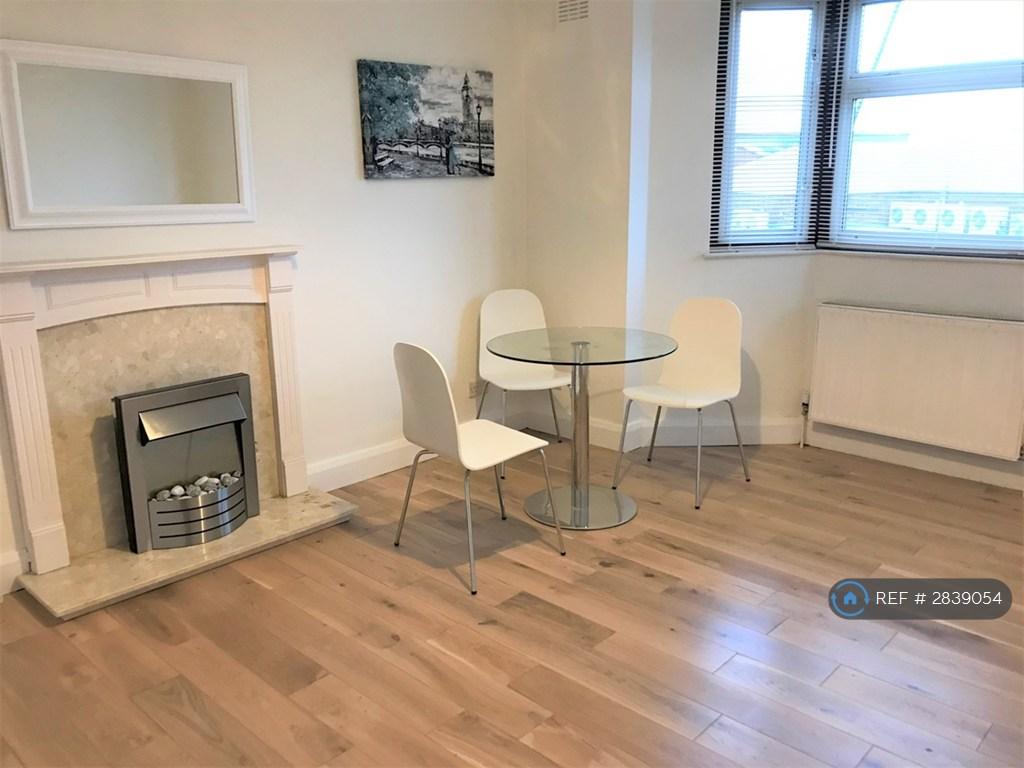 Spacious Lounge