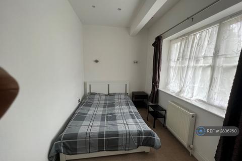 undefined, Eton Avenue, Barnet, EN4
