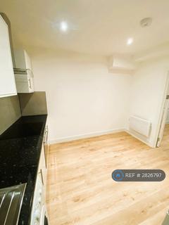 1 bedroom flat to rent, High Street, London, N12