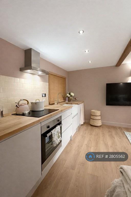 Lounge/Kitchen