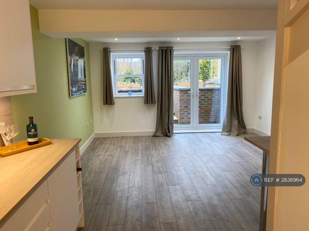 Kitchen/Living Room